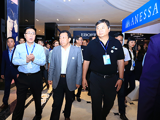 2016海南國際旅游貿(mào)易博覽會(huì)暨中免集團(tuán)國際免稅品采購大會(huì)成功舉辦