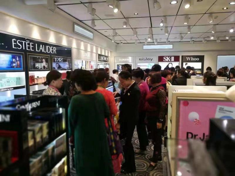 歌詩達(dá)郵輪大西洋號(hào)中免集團(tuán)免稅店成功試營業(yè)