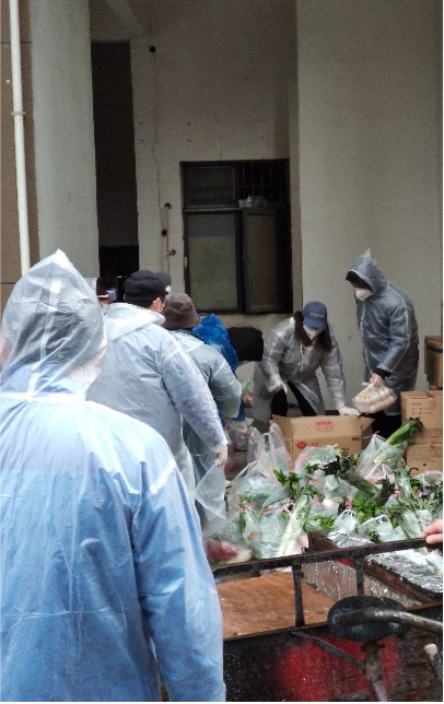 【中國免稅人在行動·黨員先鋒篇】之八： 打贏疫情防控阻擊戰(zhàn)，武漢中免志愿者在行動